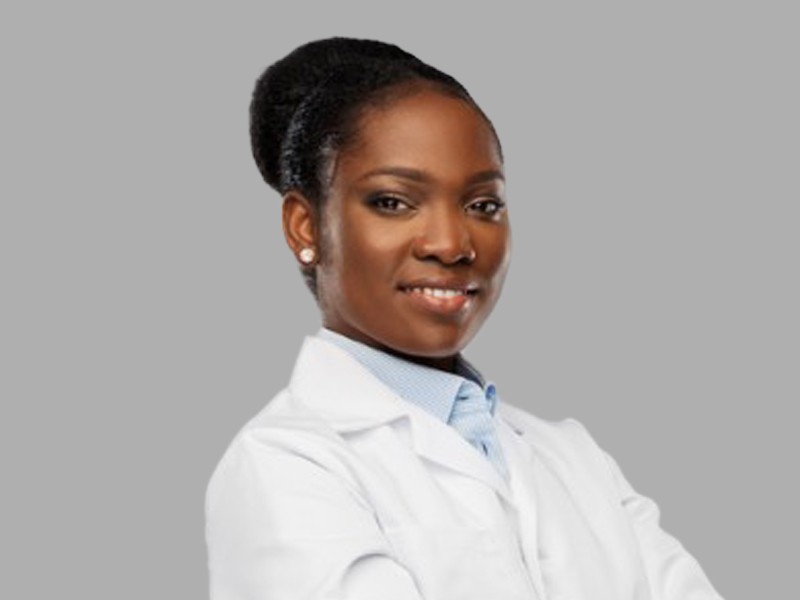 A female doctor expert in life science