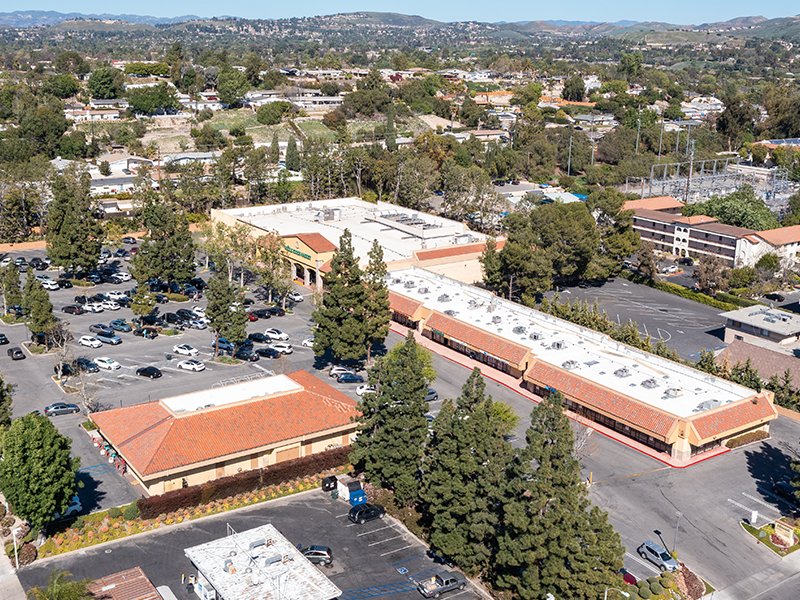 Retail center in Thousand Oaks
