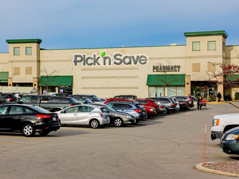 Whitnall Square grocery-anchored retail center in Milwaukee