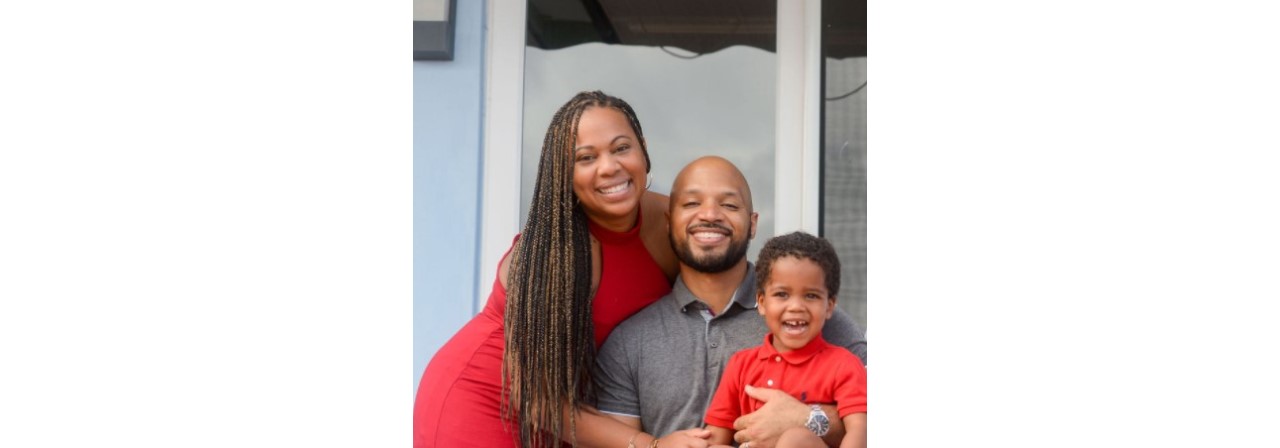 Malanda Worrell with her family (husband and kid)